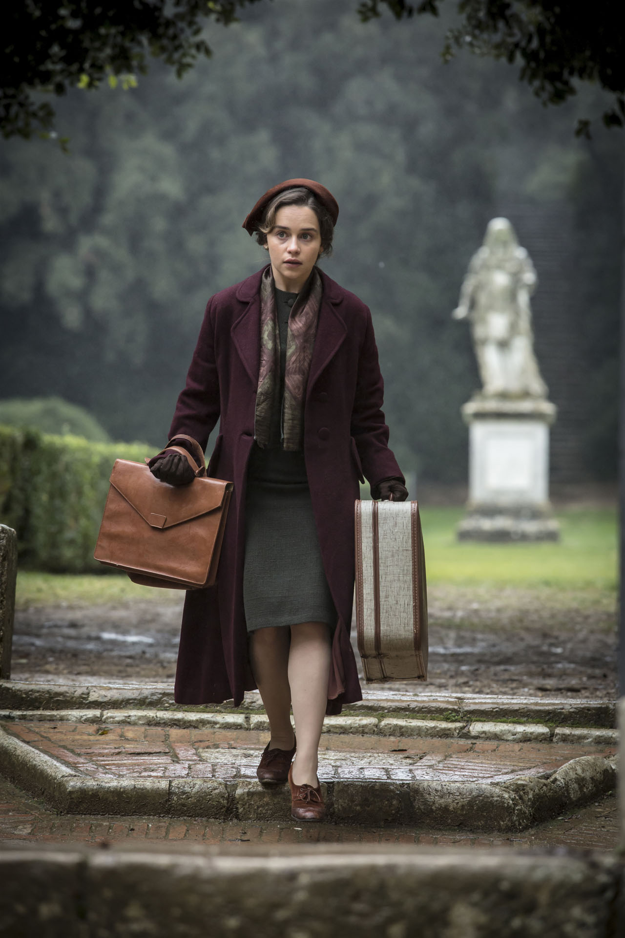 Емилия Кларк от "Глас от камъка"